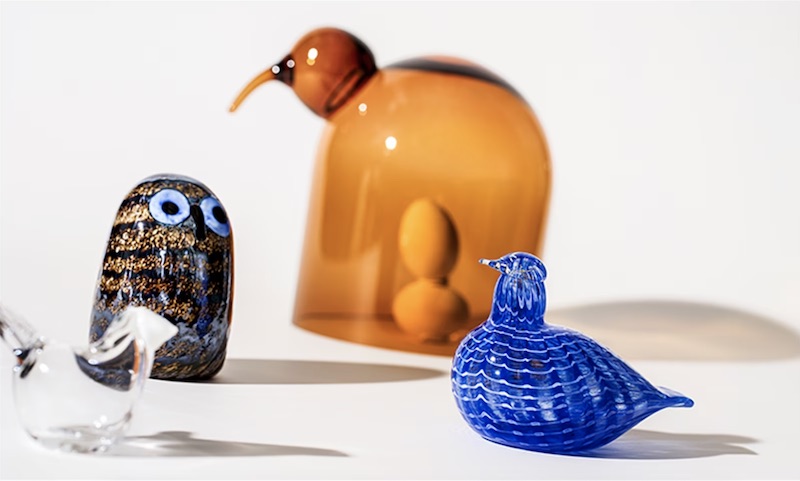 Iittala Birds by Toikka lasilinnut sopivat pääsiäiskattaukseen