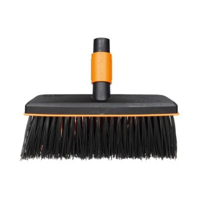 Fiskars QuikFit pihaharja