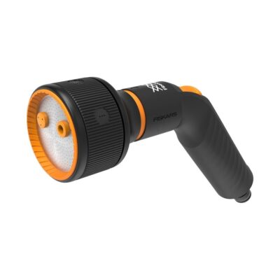 Fiskars FiberComp kastelupistooli kolmella toiminnolla