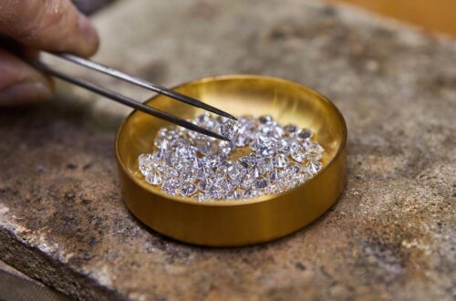 Laboratoriotimanttisormukset